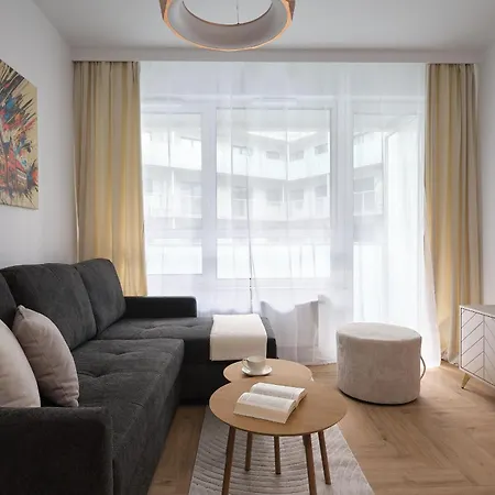 Ina Rent - Mieszczanska Апартаменты Вроцлав